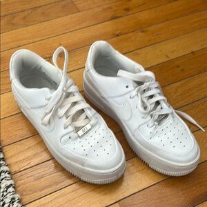 Women's Nike Air Force 1 Sage XX Low Casual Shoes